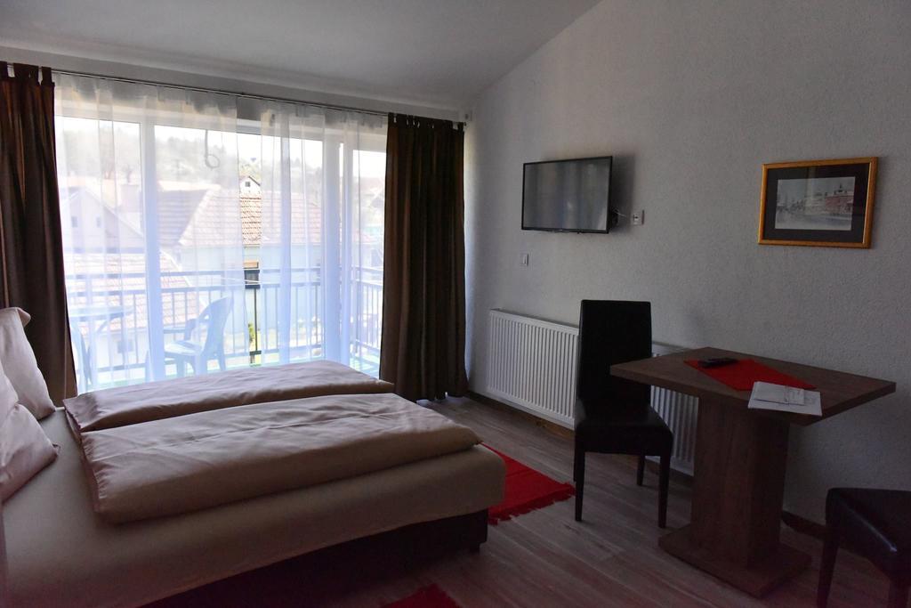 ורדניק Apartments Victoria 022 מראה חיצוני תמונה