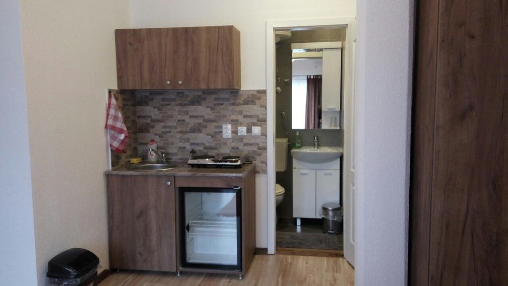 ורדניק Apartments Victoria 022 מראה חיצוני תמונה