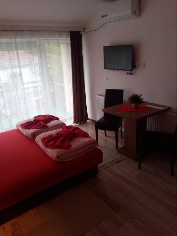 ורדניק Apartments Victoria 022 מראה חיצוני תמונה